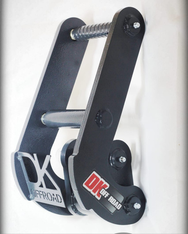 گوشواره سهمفصلی هایلوکس روو ادونچر دیکی آفرود | DK Offroad Triple Shackle for Toyota Hilux Revo Adventure