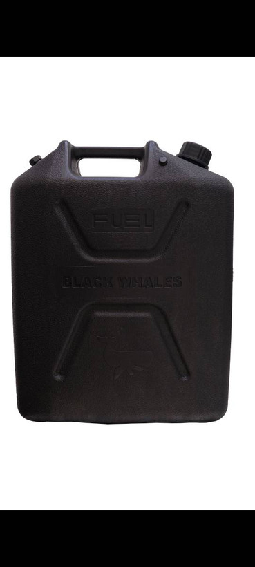 گالن سوخت ۲۴ لیتری پلیمری Black Whales ضدضربه مناسب سفرهای آفرود