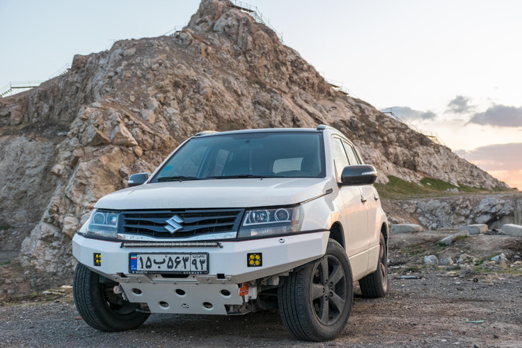 سپر جلو آفرودی سوزوکی ویتارا برند فاکس همراه با سینی زیر رادیاتور و پروژکتور FOX | Fox Off-Road Front Bumper For Suzuki Vitara