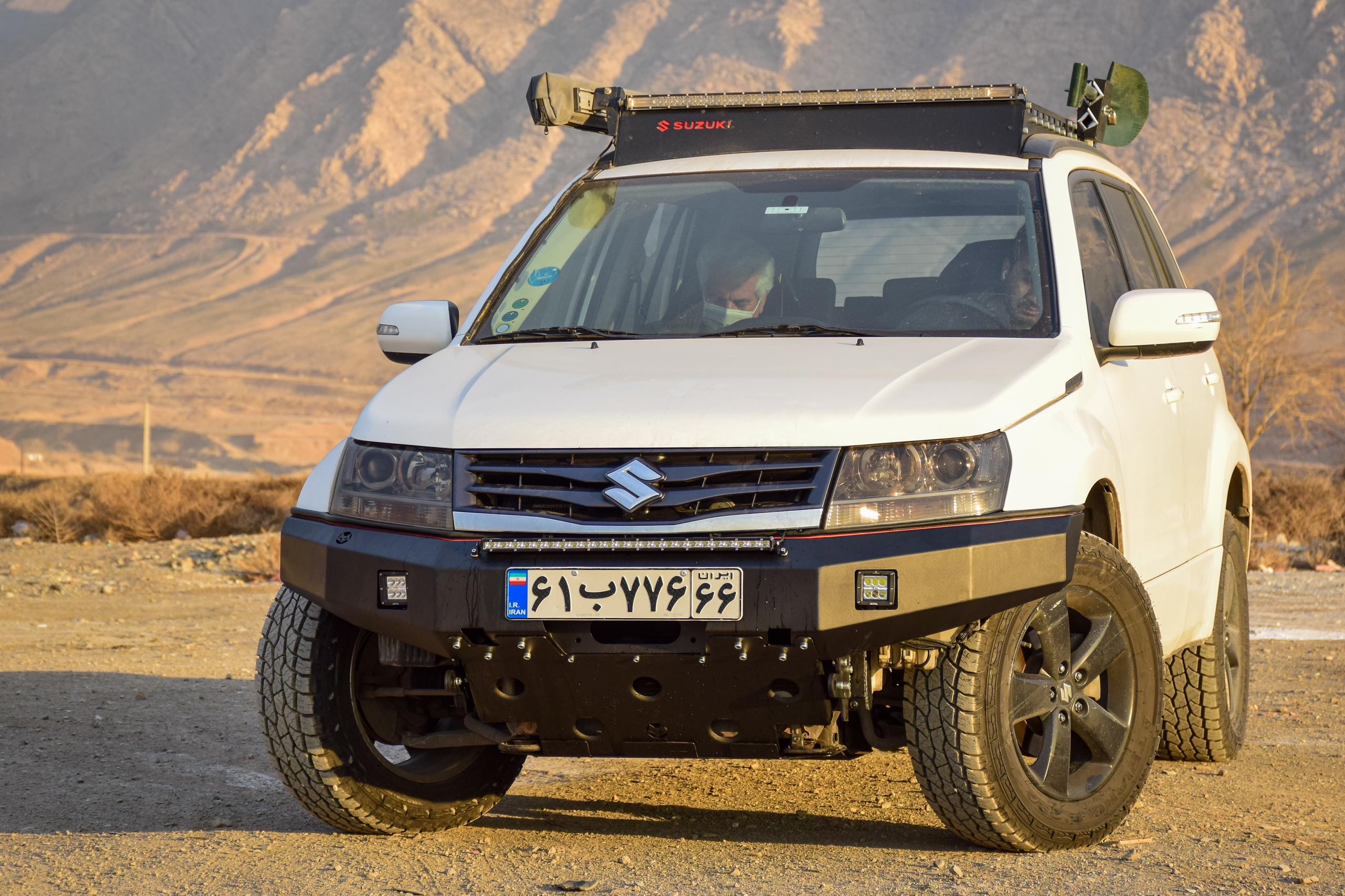 سپر جلو آفرودی سوزوکی ویتارا برند فاکس همراه با سینی زیر رادیاتور و پروژکتور FOX | Fox Off-Road Front Bumper For Suzuki Vitara