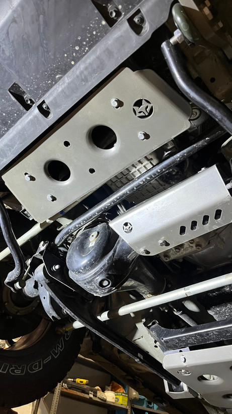 سینی زیر سوزوکی جیمنی فاکس | Fox Aluminum Skid Plate Kit for Suzuki Jimny