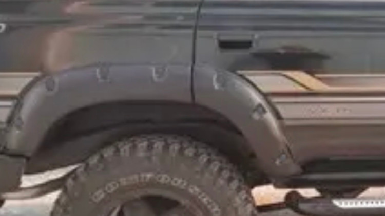 فندر (فلاپ دور گلگیر) تویوتا لندکروزر سری ۸۰ (LC80) برند تلاوی | Telawei Fender Flares for Toyota Land Cruiser 80 Series